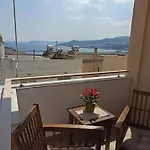 Apartment Golden Mirror In Kavala